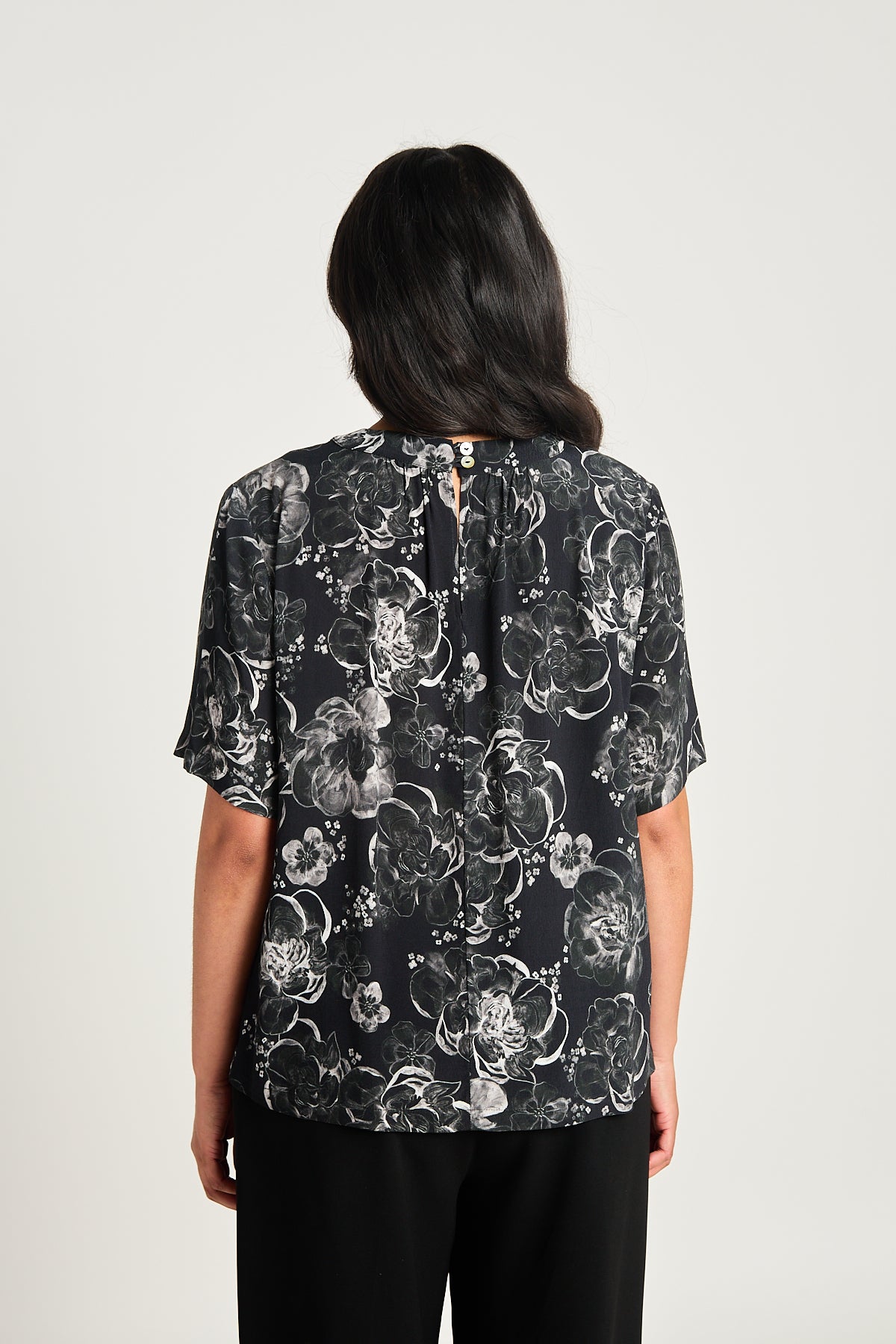 Peony tee - Black